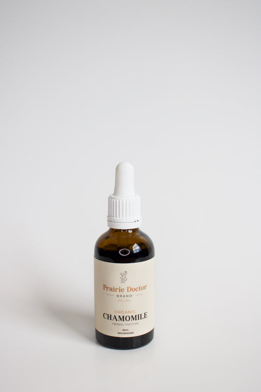 Our organic Chamomile herbal tincture is crafted using organic, sustainably sourced Chamomile flowers. Chamomile has a long history of use for its anti-inflammatory properties as well as for its powerful calming properties. 