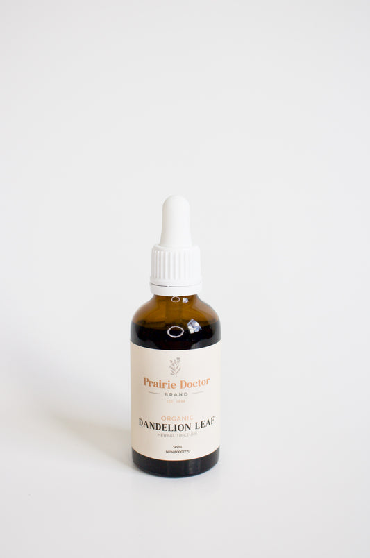 Our organic Dandelion Leaf herbal tincture is crafted using organic, sustainably sourced Dandelion leaves. Dandelion Leaf is known for its diuretic properties and as a source of vitamins and minerals.